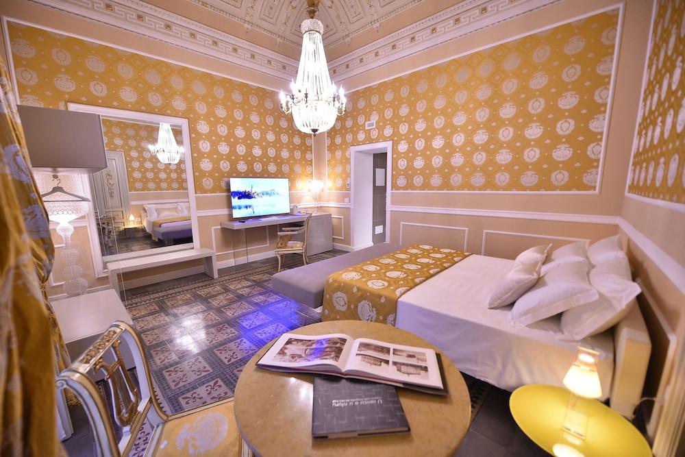 Palazzo Marletta Luxury House Hotel Catania Esterno foto